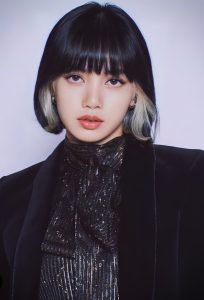 1. Lisa (BLACKPINK) – Highlight cá tính, độc quyền visual