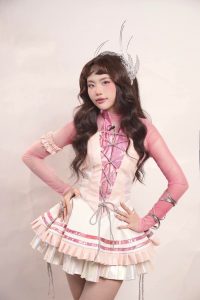 3. Idol Gen4 – Pastel và layer hack tuổi